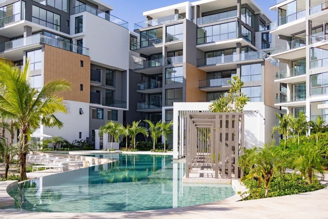 The Palms: Exclusive island community in the heart of the city